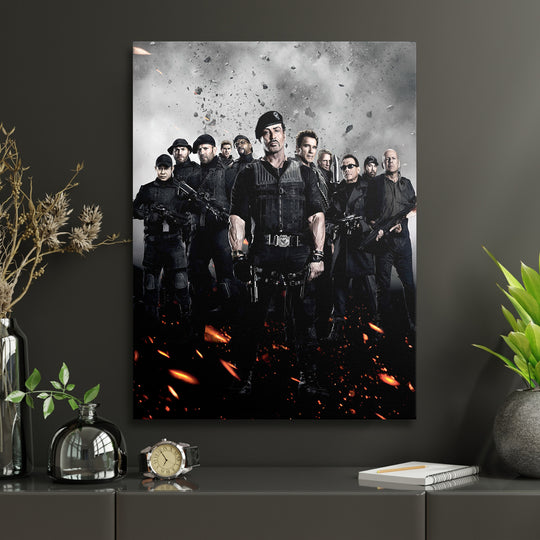 Obraz Expendables - Tým v dýmu v interiéru s hodinami.