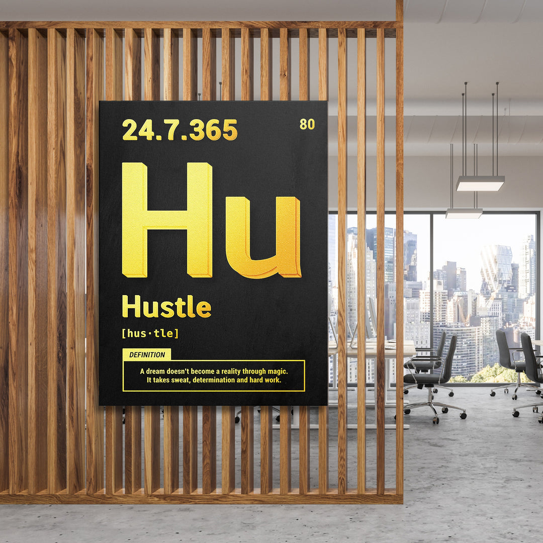 Motivační obraz Hustle - Žlutá definice na dřevěné stěně.