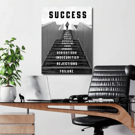 Motivační obraz Success - Černobílé schody v kanceláři.