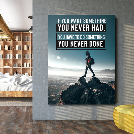 Motivační obraz - Za hranicí známého na velké stěně.