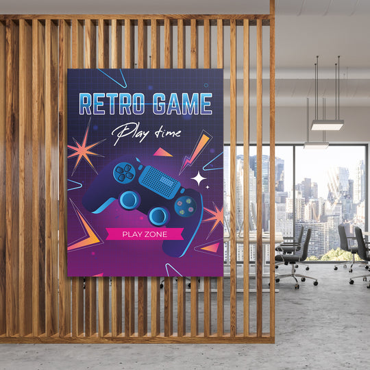 Herní obraz Retro Game - Play Zone na dřevěné stěně.