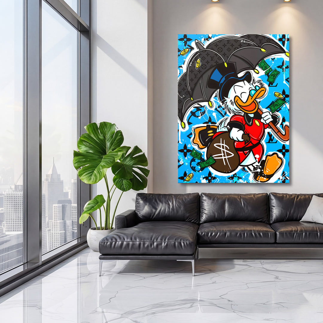 Luxusní pop art obraz na zeď s Kačerem Skrblíkem, motiv peněz a deštníku v moderním obývacím pokoji lifestyle