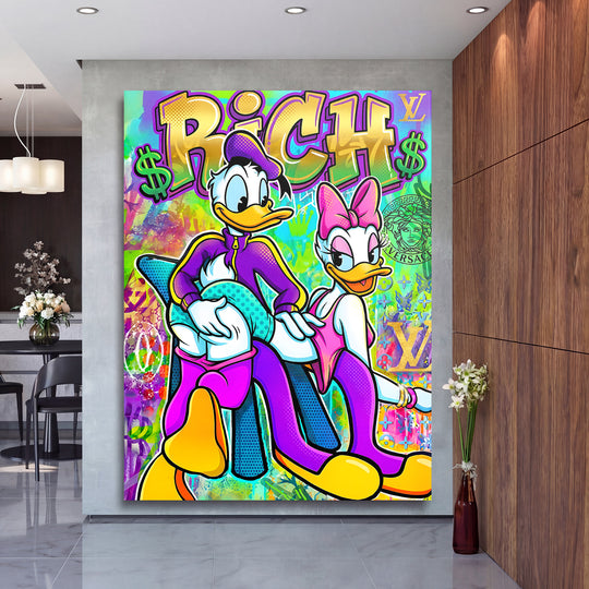Luxusní motivační obraz na plátně s graffiti Donaldem a Daisy, zlatým nápisem RICH, dolary a motivy Versace