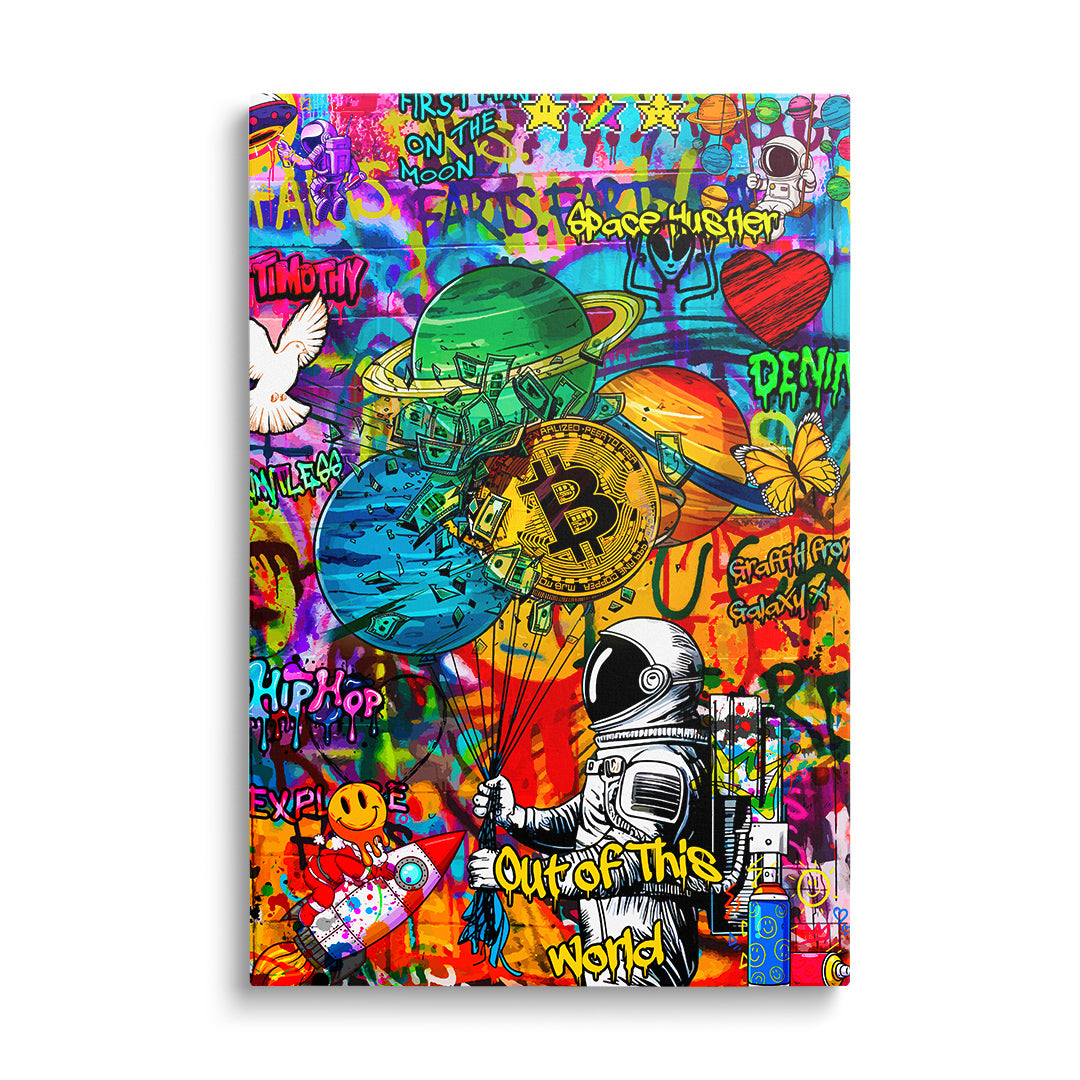 Motivační obraz na plátně s graffiti astronautem držícím planety a Bitcoin ve výrazném street art stylu