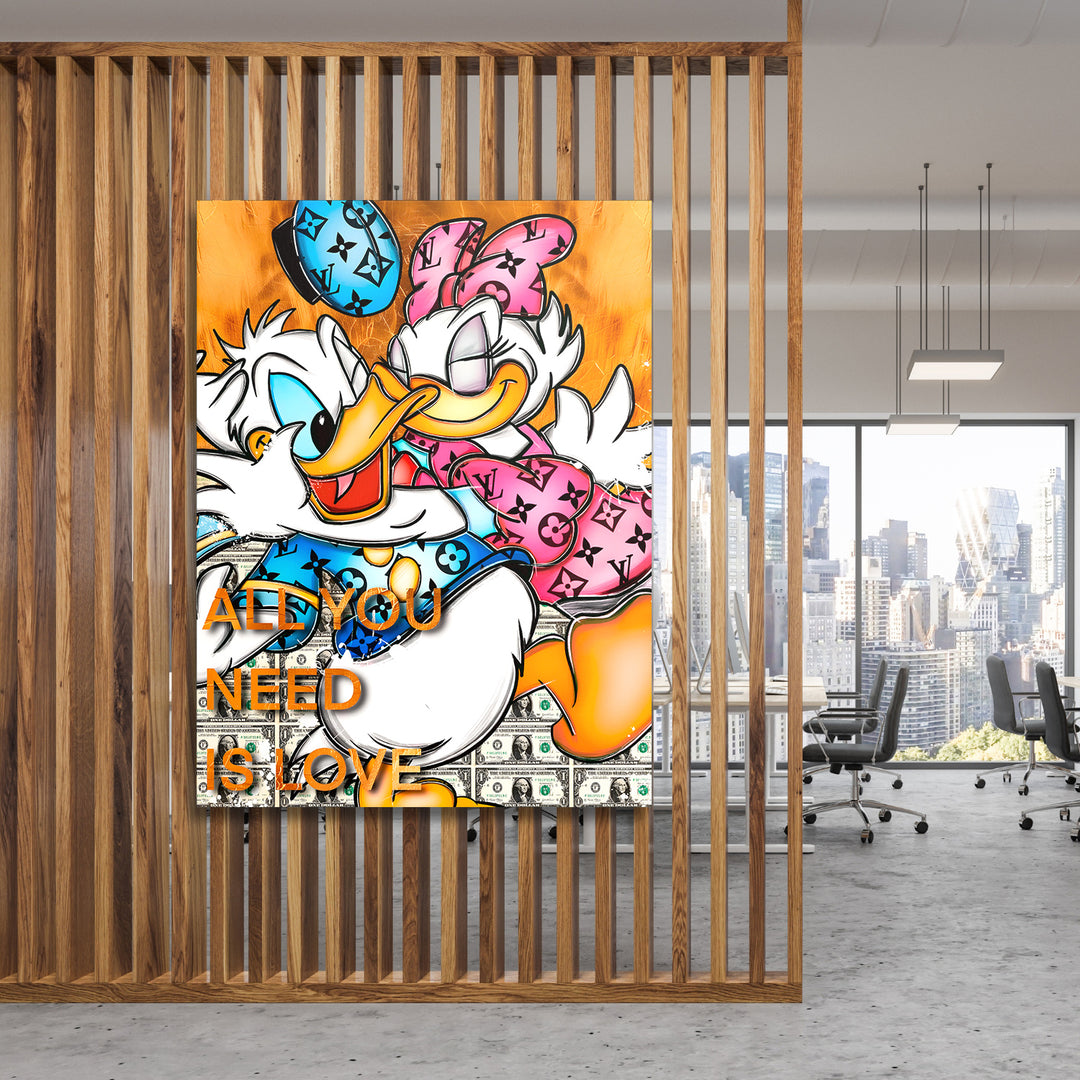 Motivační obraz Donald & Daisy Duck · All You Need Is Love – ukázka v interiéru.