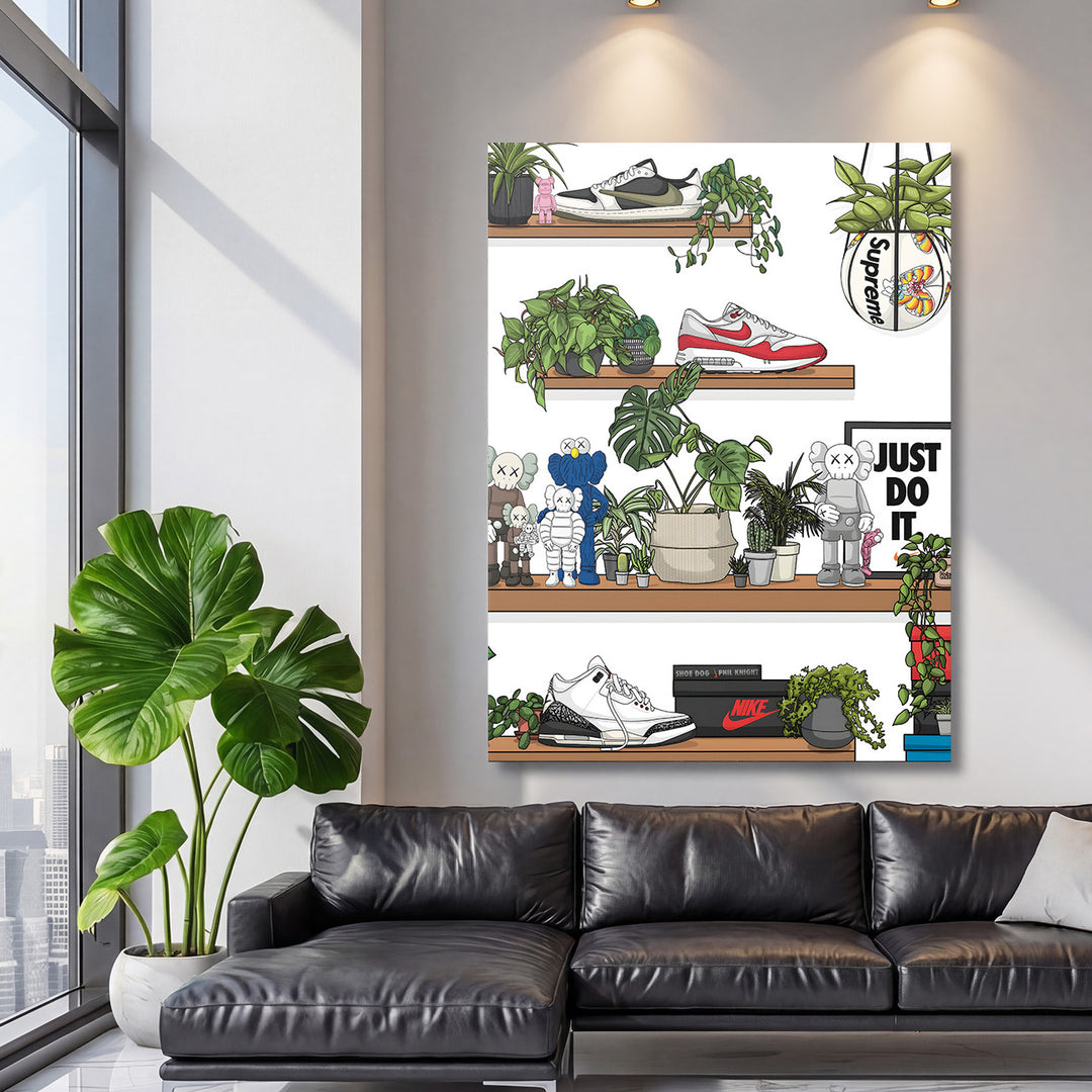 Pop art obraz na zeď do obýváku s teniskami Nike, rostlinami a figurkami KAWS