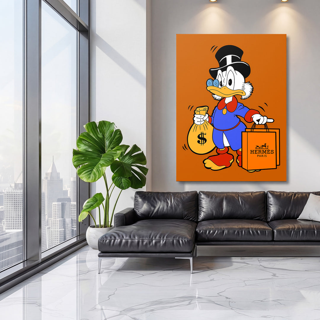 Luxusní pop art obraz na plátně s kačerem, pytlem peněz a taškou Hermès v moderním obýváku