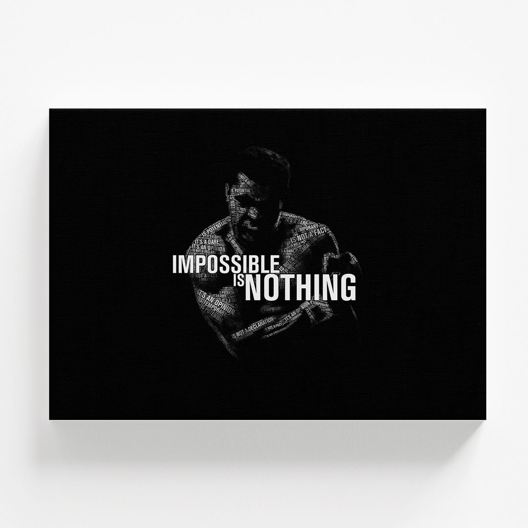 Motivační obraz na zeď s černobílou siluetou Muhammada Aliho a výrazným typografickým citátem „Impossible Is Nothing“