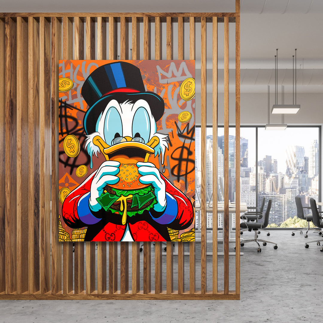 Motivační pop art obraz na plátně s Kačerem Skrblíkem pojídajícím hamburger z bankovek v kanceláři