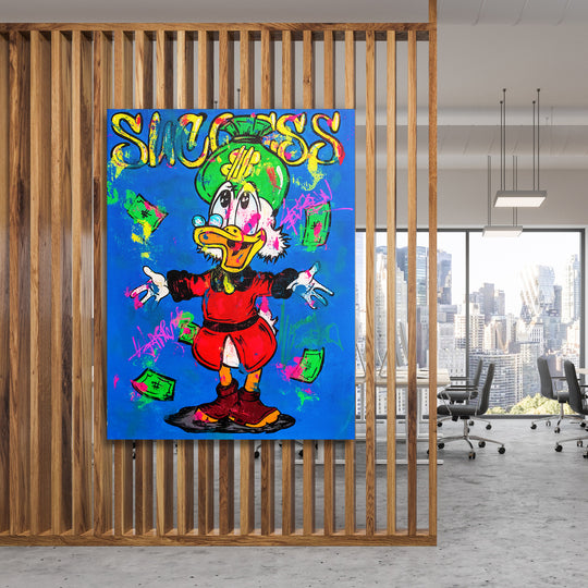 Motivační pop art obraz na zeď s Kačerem Skrblíkem, nápisem SUCCESS a létajícími bankovkami