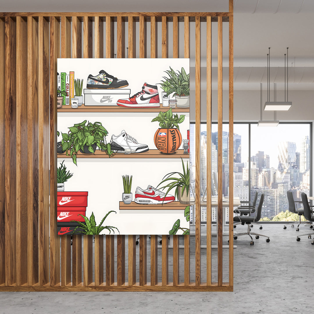 Motivační obraz na plátně s teniskami Nike, květinami a basketbalovým košem NBA v moderní kanceláři