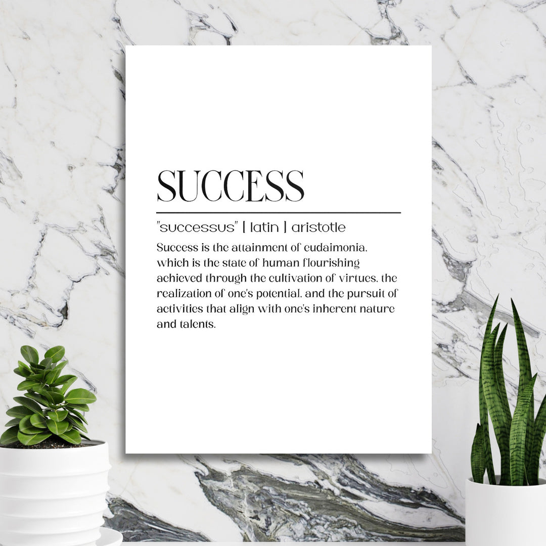 Luxusní motivační obraz na plátně s citátem SUCCESS od Aristotela na mramorové stěně v pracovně