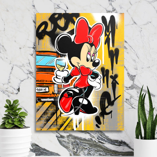 Motivační pop art obraz na plátně s Minnie se sklenkou šampaňského před oranžovým autem, graffiti lifestyle