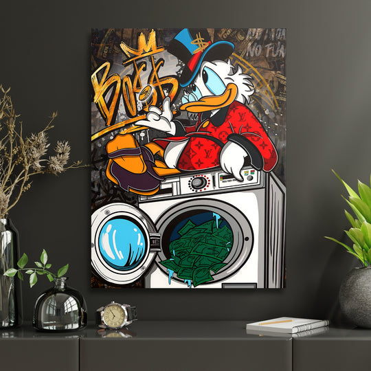 Pop art obraz na zeď do obýváku, kačer u pračky přeplněné penězi, motivační money lifestyle