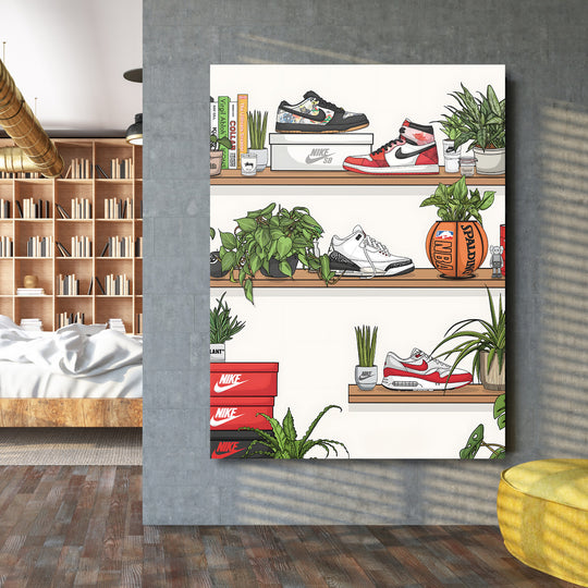 Pop art obraz na plátně s Nike teniskami v moderním obýváku s rostlinami a minimalistickými boxy