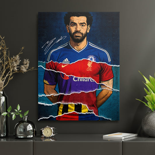 Moderní obraz na zeď v interiéru, sportovní portrét fotbalisty s koláží dresů v pop art stylu
