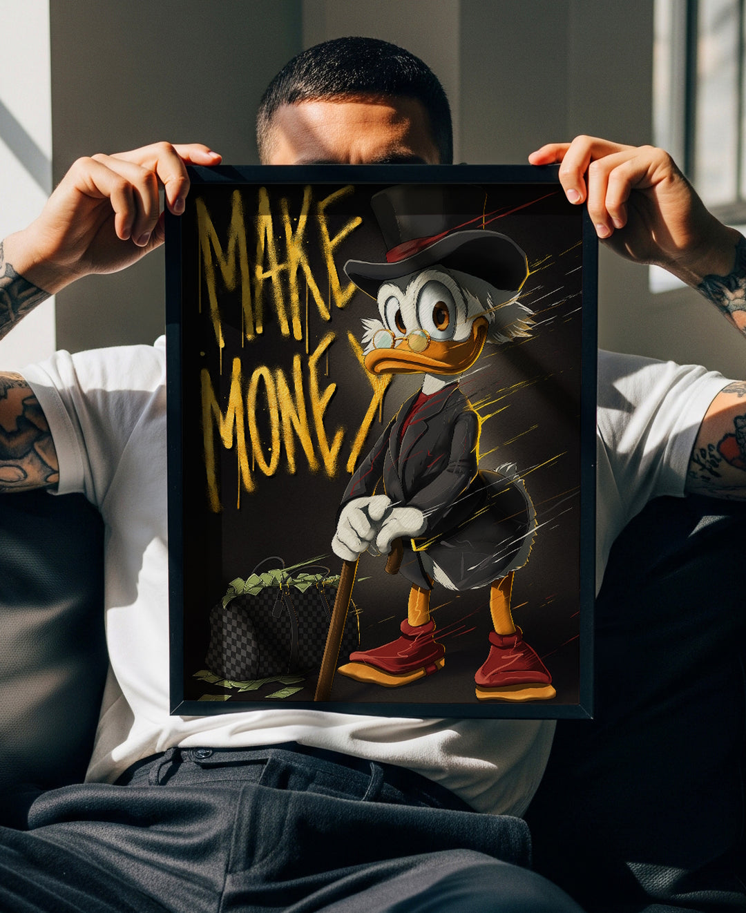 Motivační pop art obraz na plátně s kačerem v cylindru, penězi, taškou a nápisem MAKE MONEY