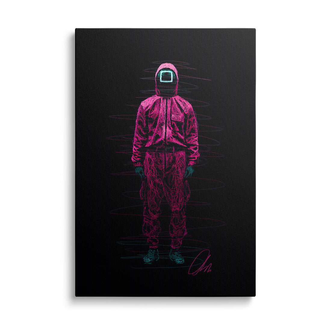 Pop art obraz na plátně s neonovým glitch portrétem postavy ve fuchsiovém obleku a hranatou helmou zepředu